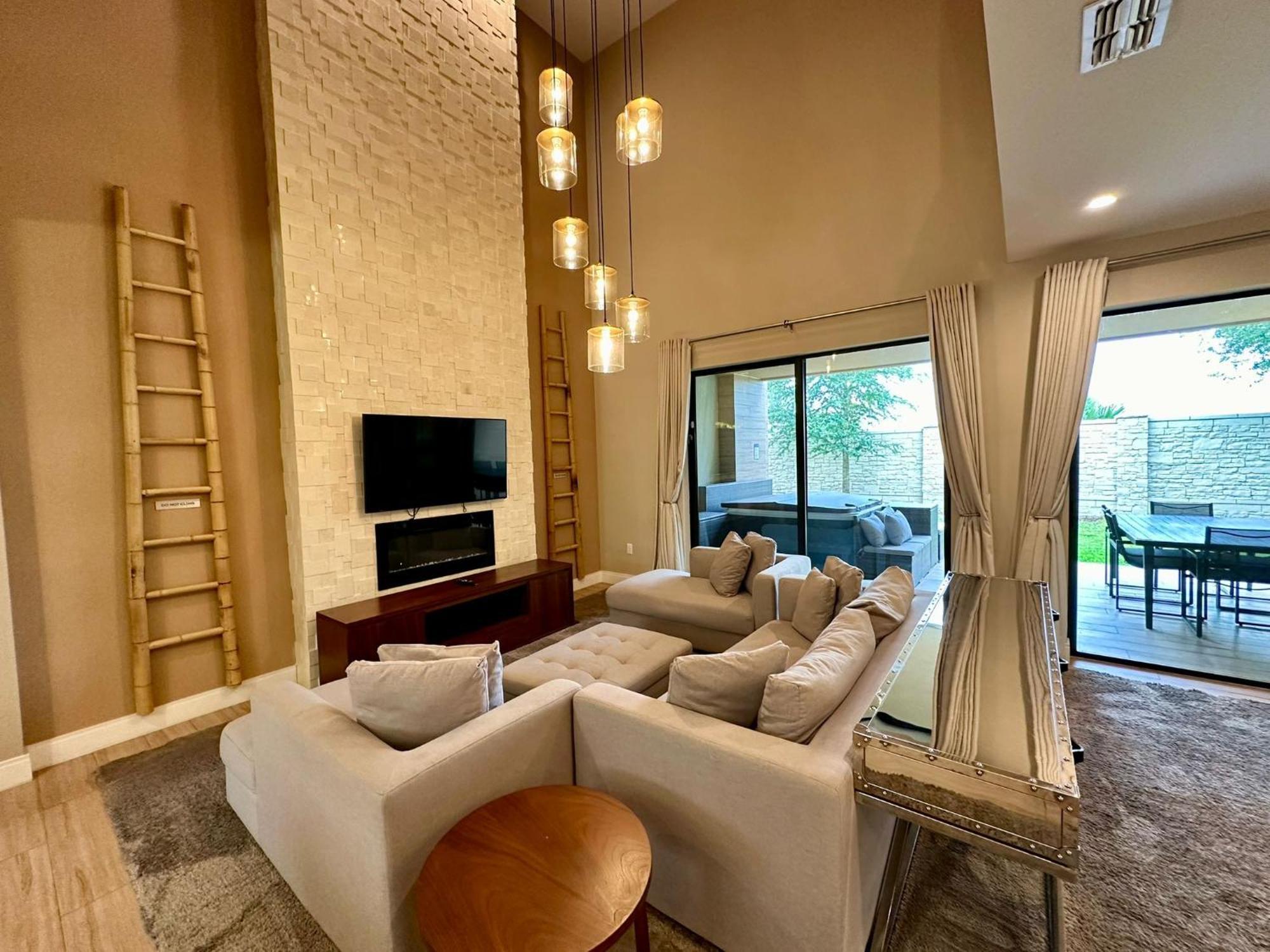 Luxury Home In Orlando With Private Hot Tub - 7 Min From Disney Parks - 3 Bedrooms And 4 Bathrooms! Dış mekan fotoğraf